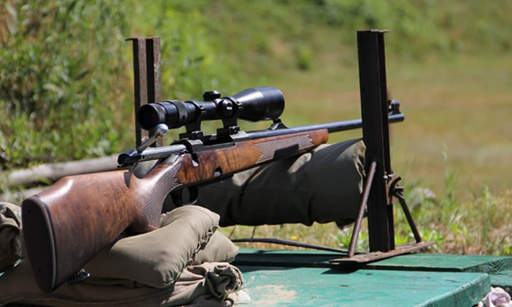 A Guide on How to Sight in a Rifle Scope